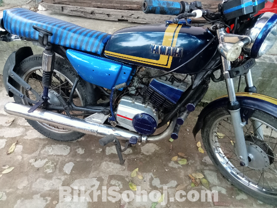 Rx 100 urznt sall